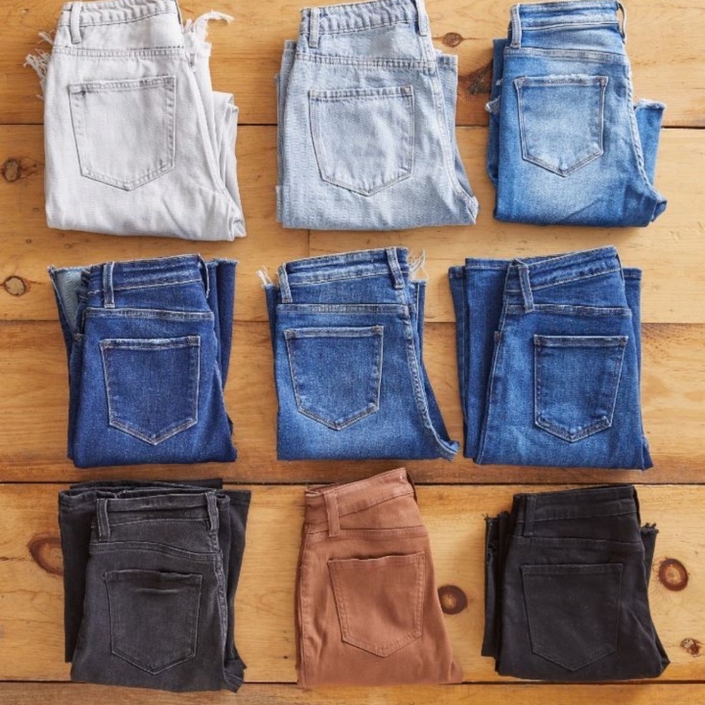 COPY - Having a pop-up Jean sale at 7:30 - Picture 1 of 1
